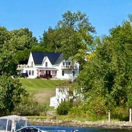 Apartamento Gray'S Manor - Lake Memphremagog Newport Exterior foto